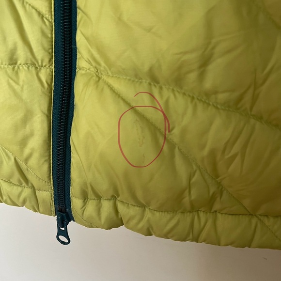 Green Women’s GoLite Puffer Jacket - Picture 6 of 6